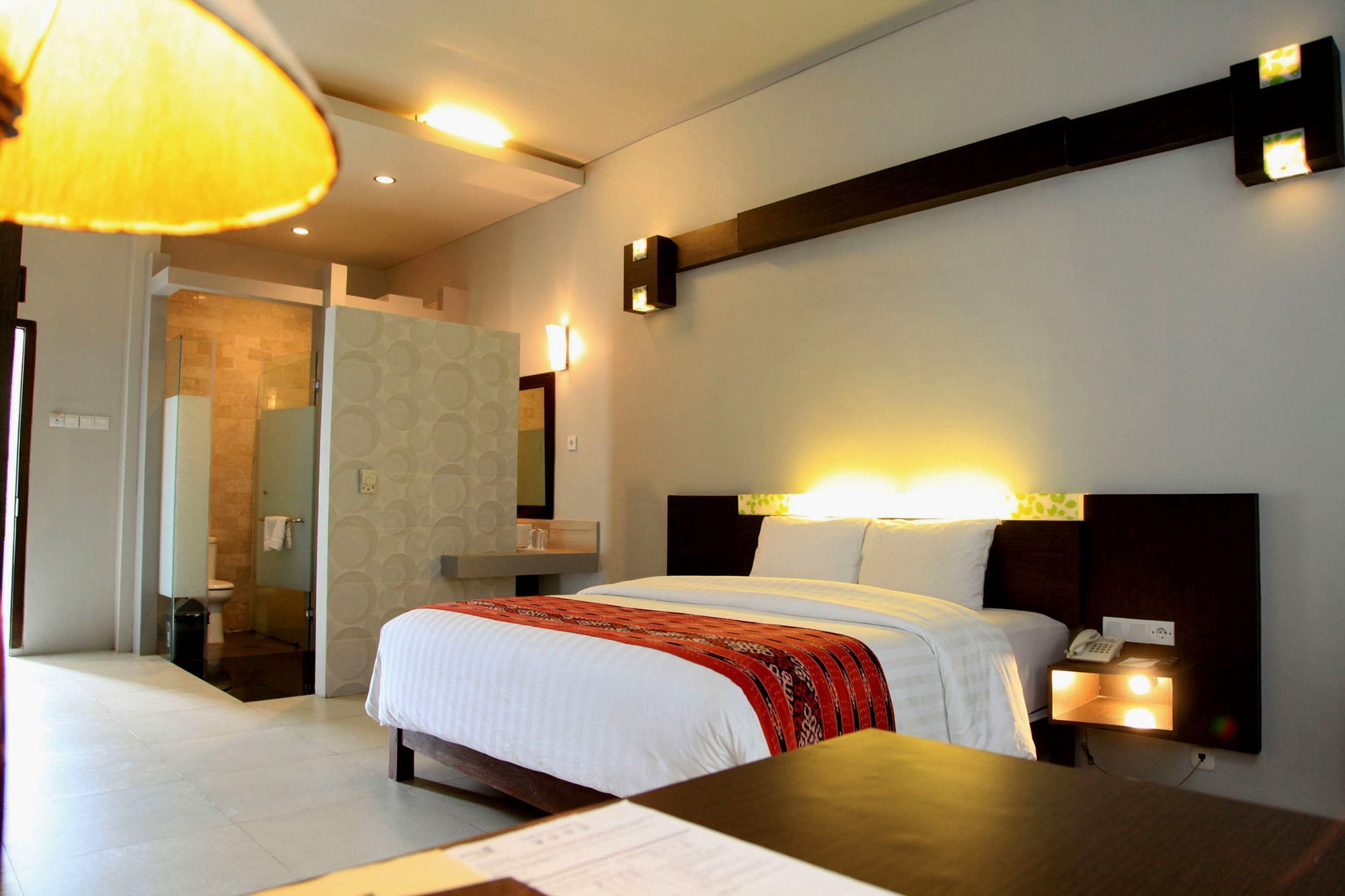 Bukit Daun Hotel And Resort Kediri  Exterior foto